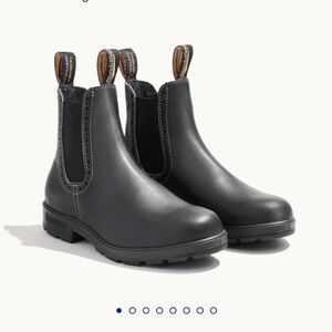 Blundstone Black Leather Ankle Boots